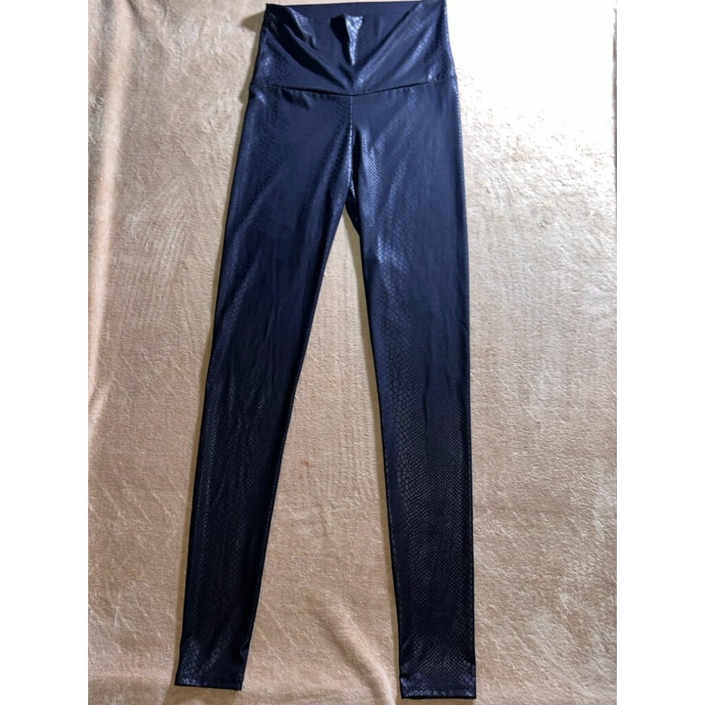 Cherish Women Small‎ Black Snake Skin Reptile Print Faux Leather Pull On Legging